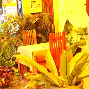 Resort Royal Hub, Kudapaduwa